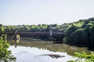 Pontilhão de ferrto Silvio Vilas Boas